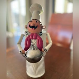 Cute chef whimsical metal bottle holder decor (cooking pot)